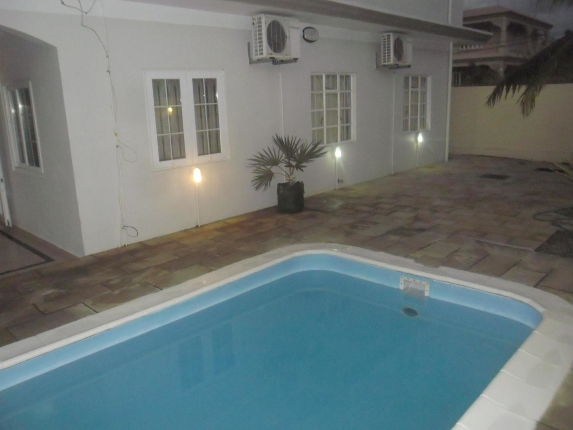 Villa With 6 Bedrooms In Pereybere, With Wonderful Mountain View, Priv Гранд-Бэй Экстерьер фото